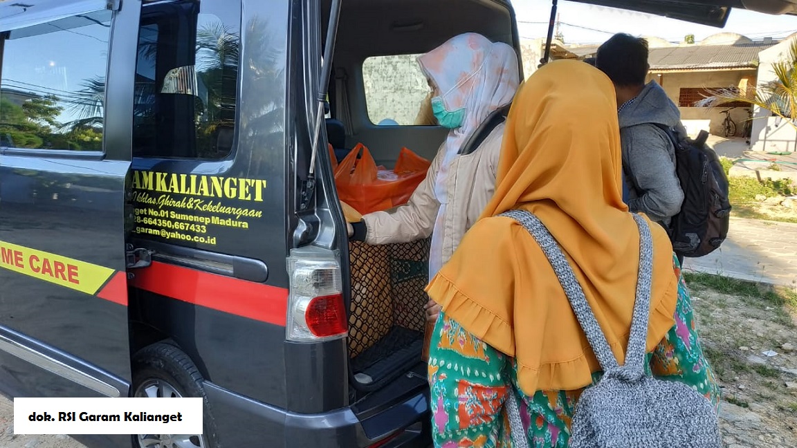 Pembagian Nasi Kotak dan Takjil Untuk Buka Puasa ke Panti Asuhan Al-Istiqamah